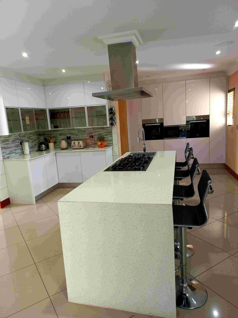 Work by designerhub home kitchens , photo 8