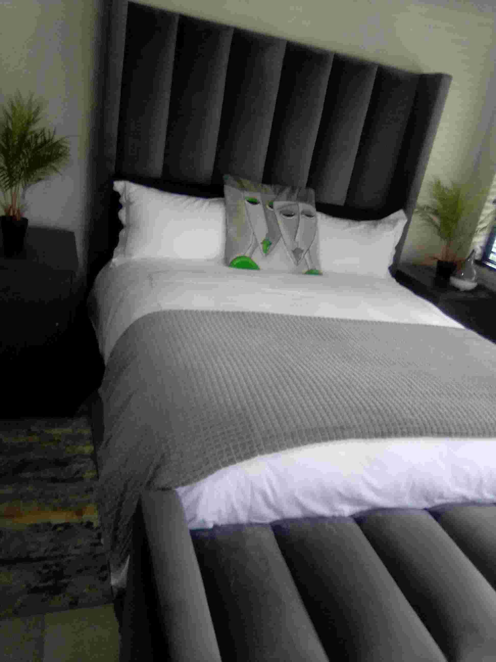 Work by Clara Cleaners, photo 2